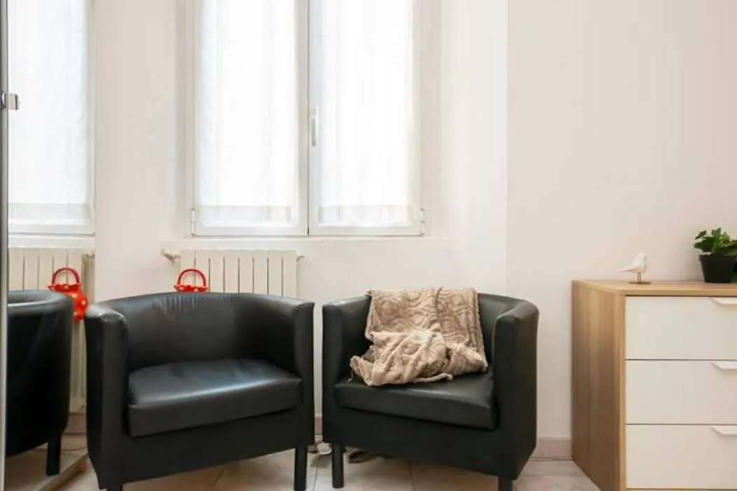 Ihost Studio - Premuda 17 Milan